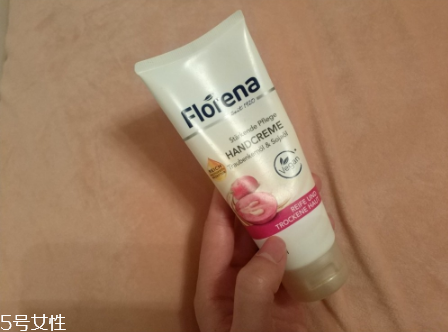 德國florena天然乳木果油護手霜好用嗎？平民價格貴婦享受