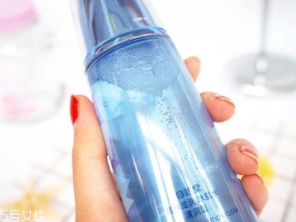 自然堂爽膚水怎么樣？看看是不是含酒精