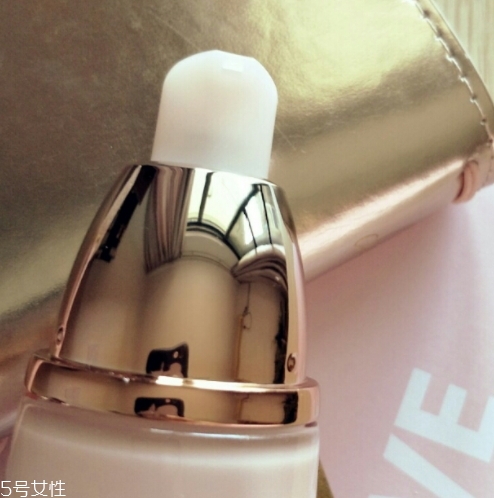 自然堂乳液怎么打開？按壓不出來不要著急