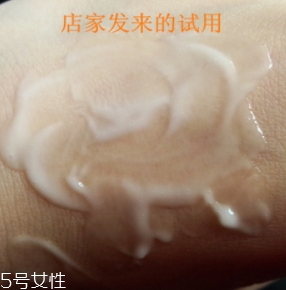 自然堂乳液怎么打開？按壓不出來不要著急