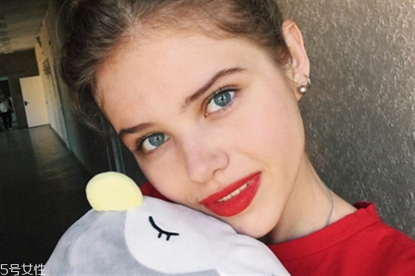 面部毛孔粗大如何改善？收縮毛孔小妙招