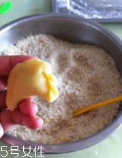 炸油角的面怎么和？用生面還是燙面你知道嗎？