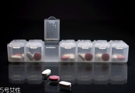 葉酸吃多了有副作用嗎？葉酸的副作用如何避免