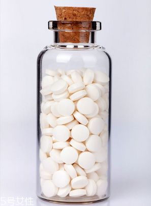 葉酸過期了還能吃嗎？過期葉酸不能吃