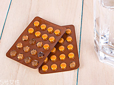 葉酸和鈣片可以同時(shí)吃嗎？葉酸和鈣片同吃無(wú)害