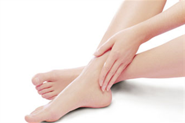 激光脫毛疼嗎？激光脫毛注意事項(xiàng)