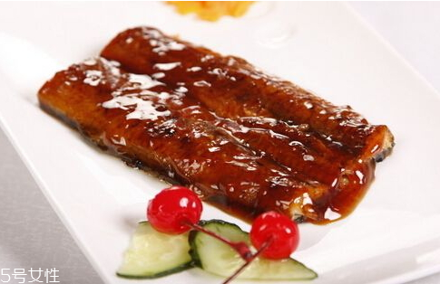 鰻魚死了還能吃嗎 小心會中毒 鰻魚死了還能吃嗎 小心會中毒