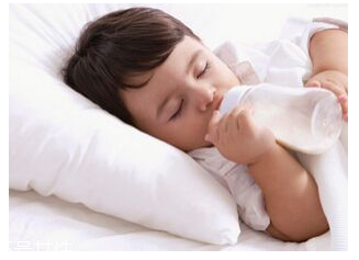 斷奶會(huì)有哪些易踩誤區(qū)？不要排空乳房