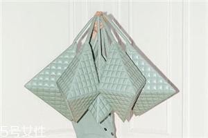 mlouye是哪個(gè)國家的牌子？值得收藏的設(shè)計(jì)感包包