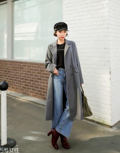 灰色大衣配牛仔褲好看嗎？打造中性灑脫范兒
