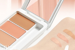 遮瑕膏可以遮痣嗎？遮瑕盤和遮瑕筆更適合遮痣