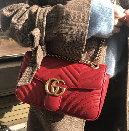 gucci包包多少錢？女人都對它欲罷不能