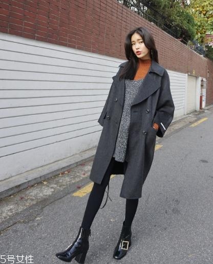 深灰色大衣怎么搭配？極致低調(diào)的時(shí)髦