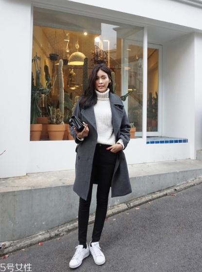 深灰色大衣怎么搭配？極致低調(diào)的時(shí)髦
