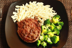 網(wǎng)上買的牛排怎么煎 讓你秒變五星級(jí)大廚 網(wǎng)上買的牛排怎么煎 讓你秒變五星級(jí)大廚