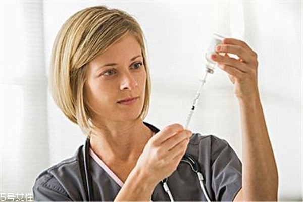 玻尿酸隆鼻后能捏嗎？玻尿酸隆鼻的風險