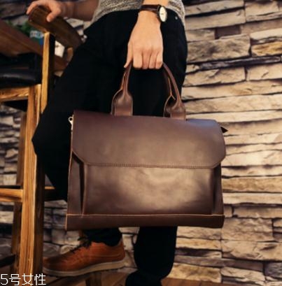 瘋馬皮是什么皮？50年都用不爛的皮革材質(zhì)