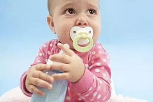 給寶寶斷奶要怎樣做才好？斷奶五大注意事項