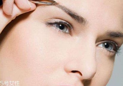 激光洗眉后紅印怎么樣淡化？激光洗眉后要做好防曬工作