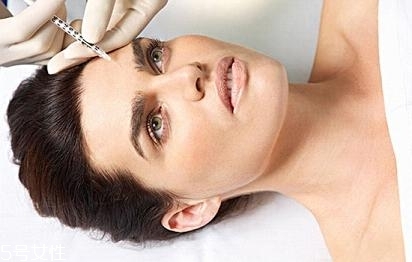 玻尿酸隆鼻怎么快速消腫？玻尿酸隆鼻不可捏鼻梁