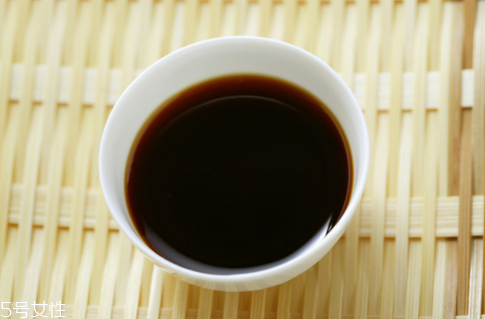 點痣以后可以化妝嗎？點痣后醬油不宜多吃