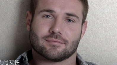 如何從男人的胡子看出疾??？胡子顏色是關(guān)鍵