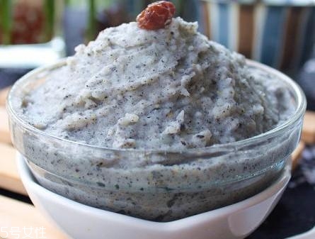 嬰幼兒缺鈣會(huì)有什么癥狀表現(xiàn)？4大表現(xiàn)需注意