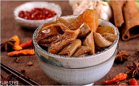 牛雜不能和什么一起吃 四類(lèi)食物不宜搭配食用