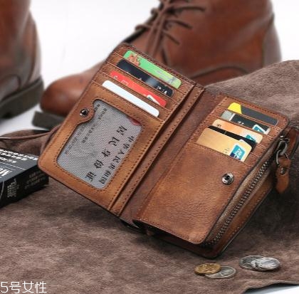 植鞣皮怎么保養(yǎng)？復(fù)古風(fēng)必備的錢包款式