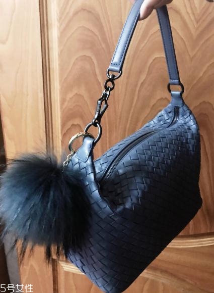 bv葆蝶家包包怎么樣？引領(lǐng)潮流的編織結(jié)構(gòu)
