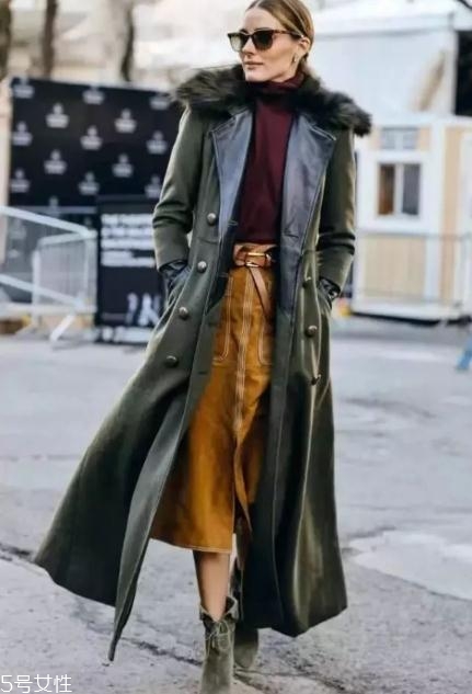 冬季半身裙怎么搭配？這樣穿時(shí)尚又藏肉