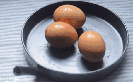 蛋黃煮綠了能吃嗎？硫化物對(duì)身體無(wú)害