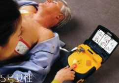 人心臟驟停后還能活嗎？救治及時生還希望大