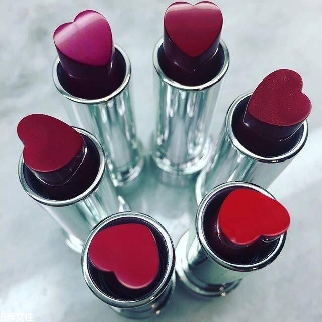 kiko愛心口紅好用嗎？kiko官網(wǎng)刻字教程