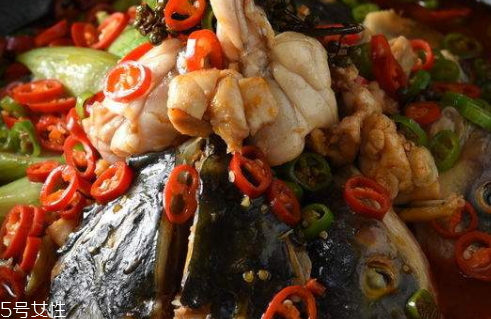 魚頭不能跟什么一起吃 魚頭相克食物 魚頭不能跟什么一起吃 魚頭相克食物