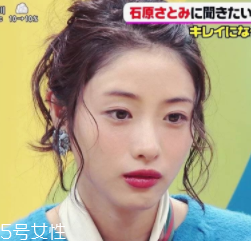 2018開年爆款色莓果紫，怎么涂更美？