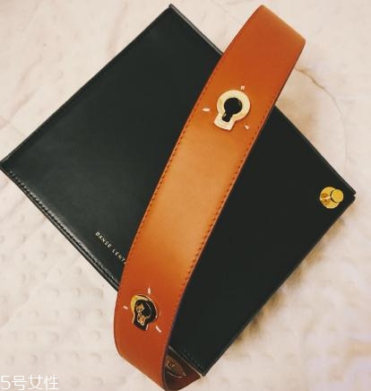 danse lente包包多少錢(qián)？當(dāng)下最火的小眾品牌