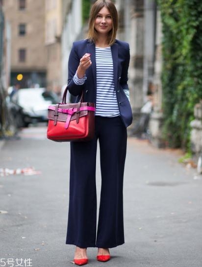 大紅色鞋子怎么搭配？冬季也要時(shí)尚大氣