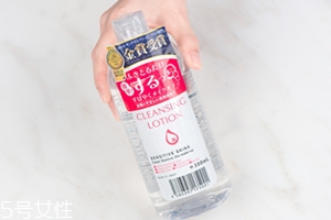 卸妝水凍住了還可以用嗎？怎么化凍卸妝水最合適