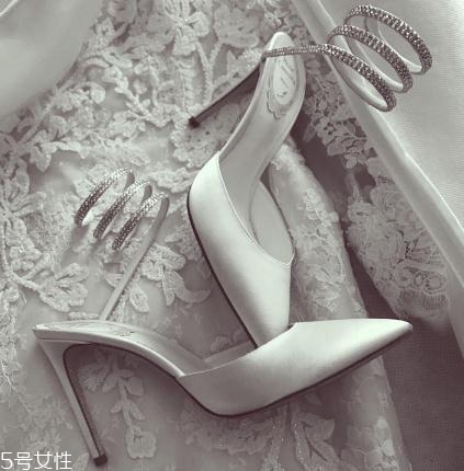 rene caovilla鞋子怎么樣？迷倒無數(shù)女人的藝術(shù)品