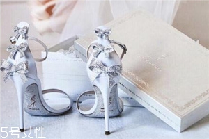 rene caovilla是奢侈品嗎？美到讓人產生錯覺