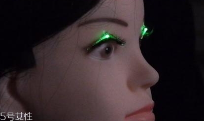 發(fā)光假睫毛多少錢？一閃一閃亮晶晶