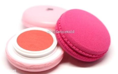 蘭蔻2018馬卡龍腮紅試色 好想一口吃掉的腮紅 蘭蔻2018馬卡龍腮紅試色 好想一口吃掉的腮紅