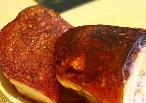 炸肉皮怎么發(fā)泡 教你幾招泡發(fā)技巧 炸肉皮怎么發(fā)泡 教你幾招泡發(fā)技巧