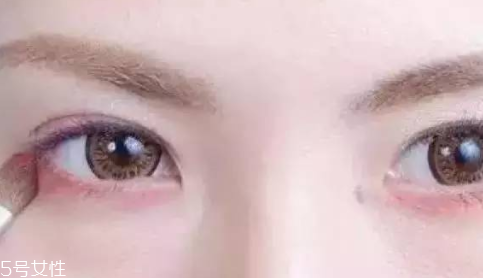 兔子腮紅怎么畫才可愛？中年少女必備腮紅畫技