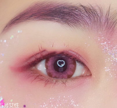 兔子腮紅怎么畫才可愛？中年少女必備腮紅畫技