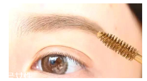 2018奶茶妝怎么畫？偽素顏撩漢妝容畫法