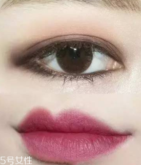 質(zhì)感大地色眼妝怎么畫？畫好了你就是女王