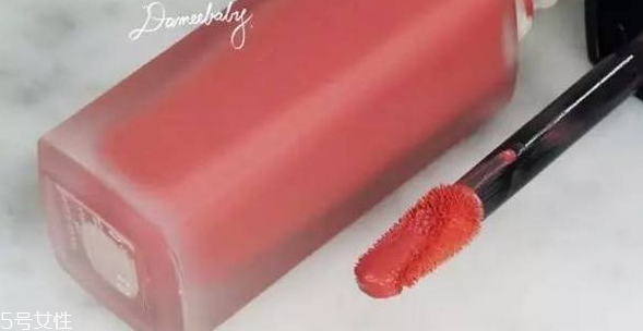 香奈兒豆沙色唇釉是幾號？廣受好評的香奈兒唇釉