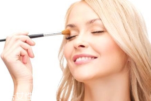 痘痘肌該怎么化妝？這樣化才利于肌膚恢復(fù)